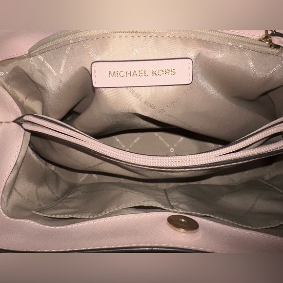 Michael Kors Sofia large East-West satchel, blush/blossom pink saffiano leather - Picture 10 of 14